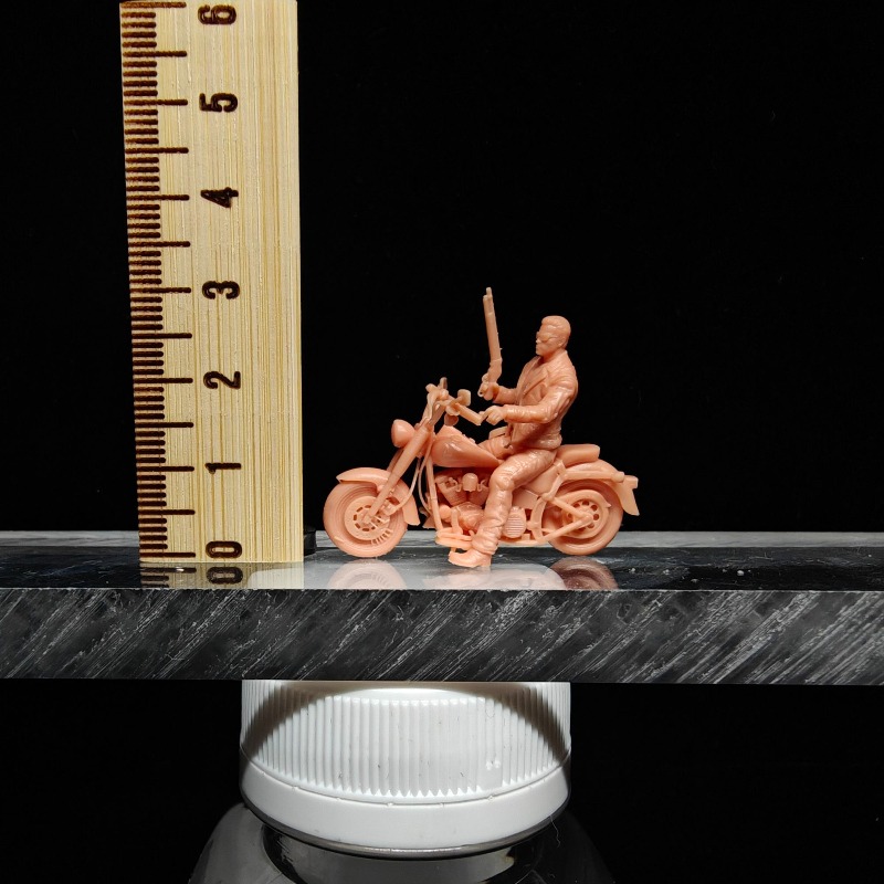 Miniatura de Motociclista em E - 3D Printing Diecast Cars avaliação e preço